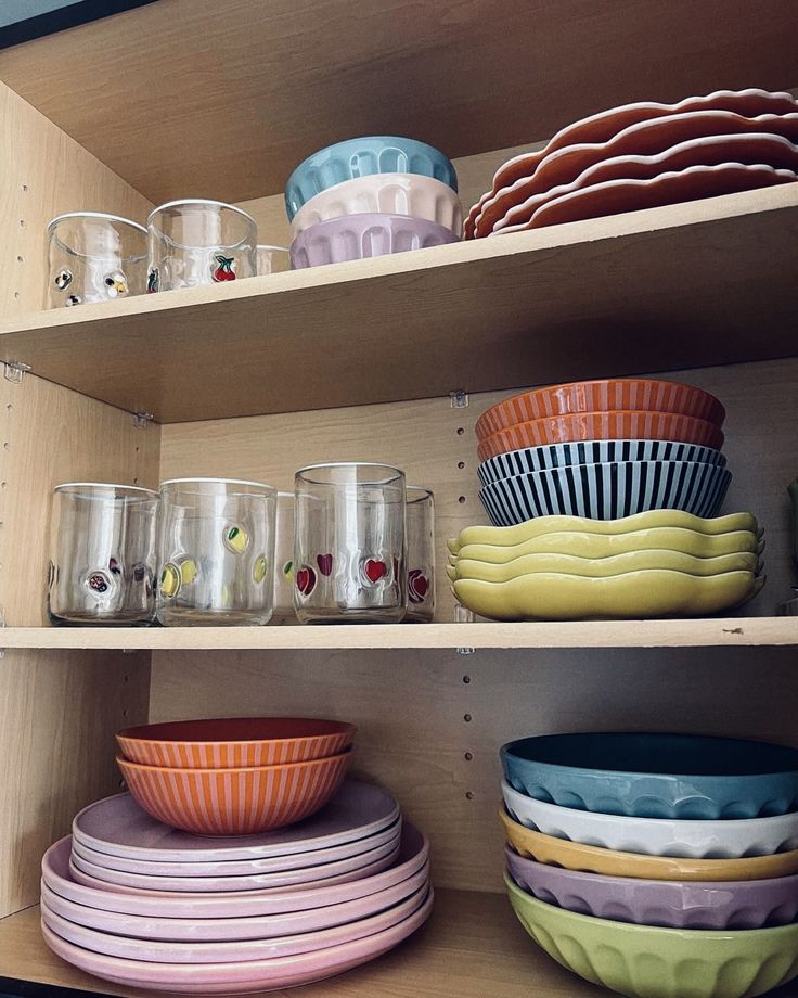 Ceramic tableware for everyday dining